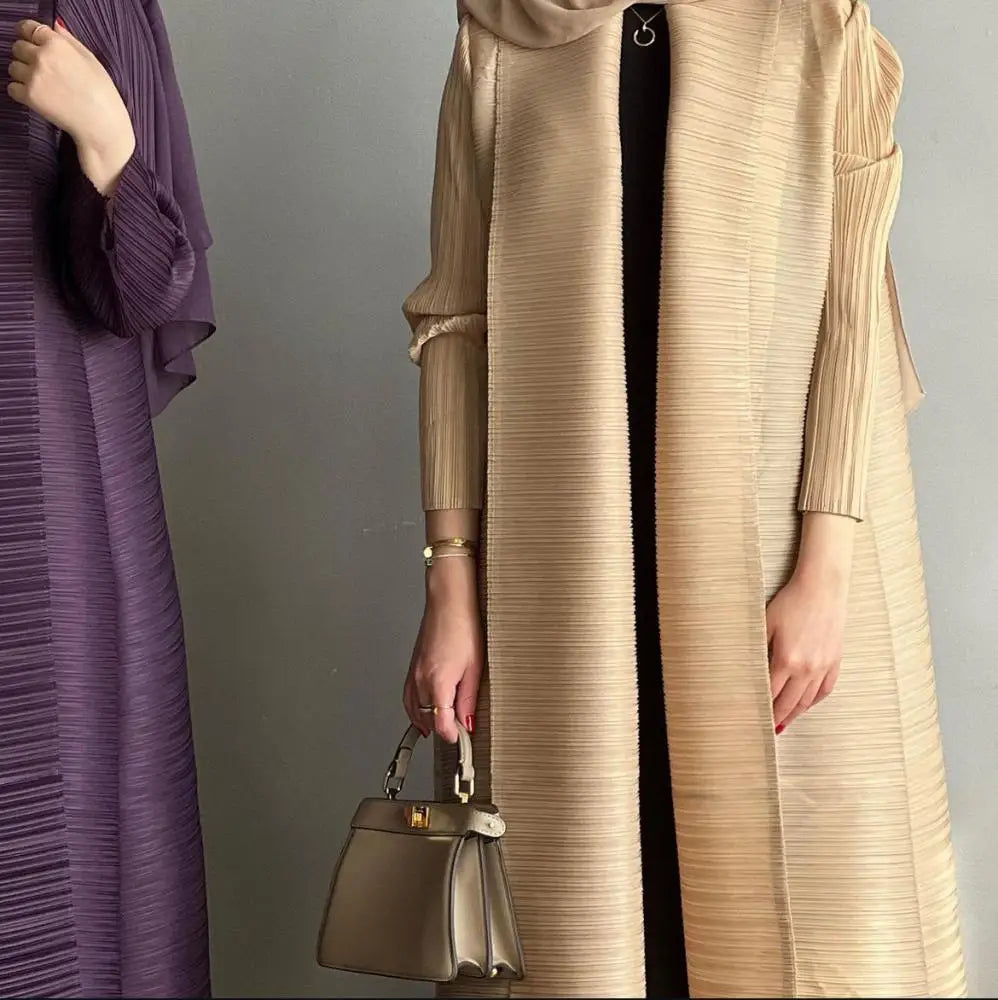 2025 Miyake Pleated abaya with Turn-down Collar, Long Sleeve, Vintage Printed Design, Plus Size