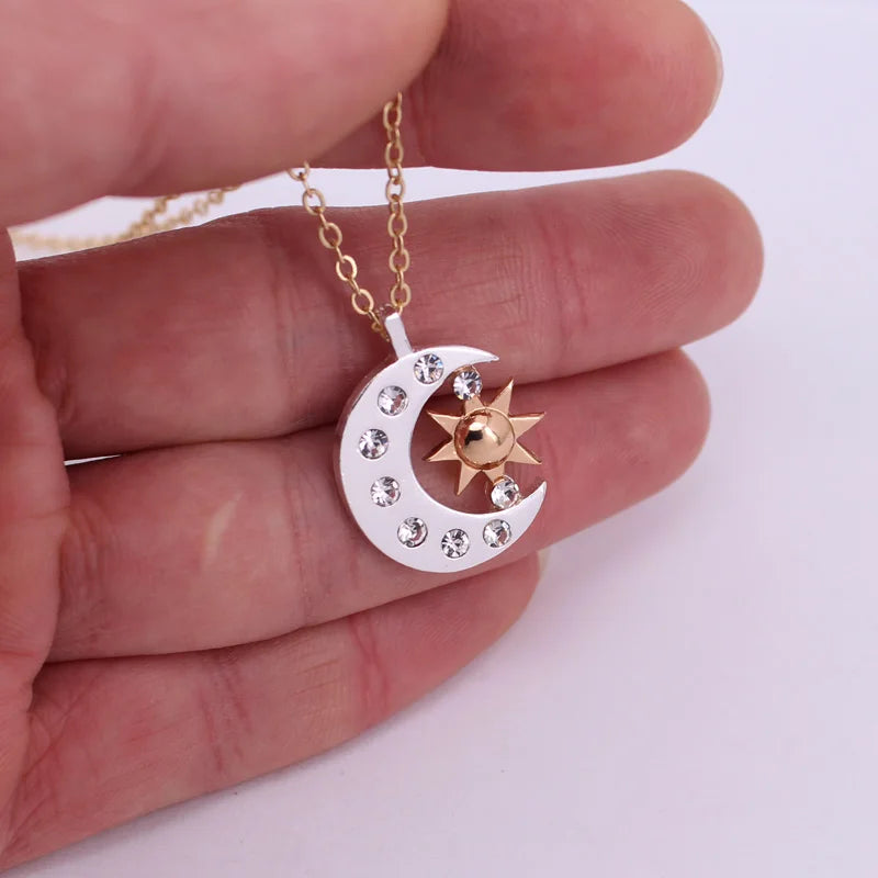 hzew 25mm*19mm  new Pair Of Celestial  gold Sun And silver color Moon Necklaces Best Friends Gift For Friend  men women