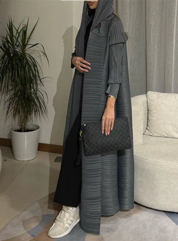 2025 Miyake Pleated abaya with Turn-down Collar, Long Sleeve, Vintage Printed Design, Plus Size