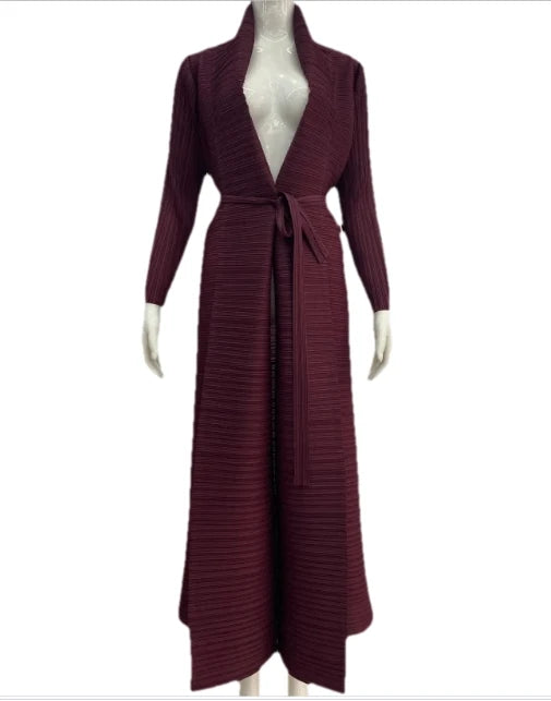 2025 Miyake Pleated abaya with Turn-down Collar, Long Sleeve, Vintage Printed Design, Plus Size